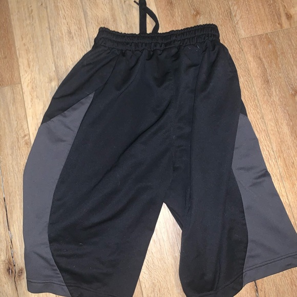 Jordan Shorts - Picture 3 of 3